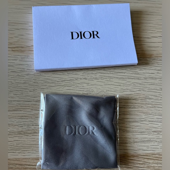 DIOR SUNGLASSES : MISS DIOR S1UC_12B0 - Picture 5 of 13